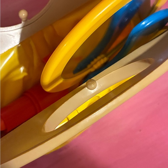 Vintage Fisher Price My Pretty Purse #128 Strawberry 1982 Lipstick Compact Comb - Picture 4 of 4